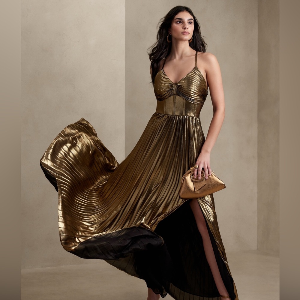 RAGGIERA GOLD PLEATED DRESS - NEW - Banana Republic